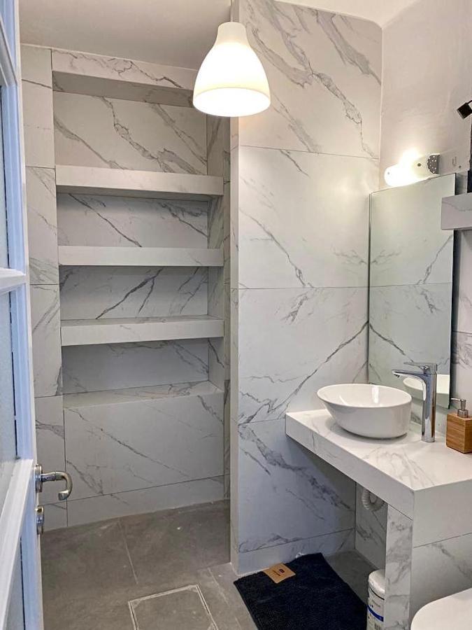 Modern 3Br Maisonette With Garden 10 Min From Acropolis Афины Экстерьер фото